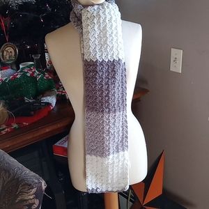 Hand knit scarf